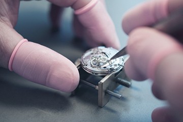 郑州劳力士官方售后保养电话